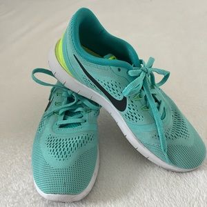Nike Free Run shoe